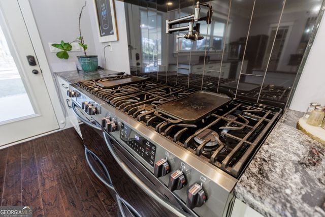 219 Buck Griffis Road, Homerville, GA 31634