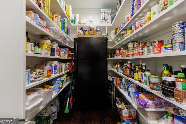 219 Buck Griffis Road, Homerville, GA 31634