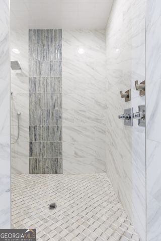 219 Buck Griffis Road, Homerville, GA 31634