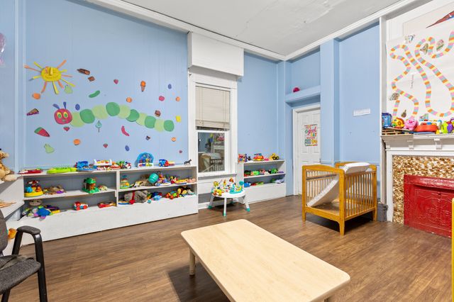 380 Amsden Avenue, Versailles, KY 40383