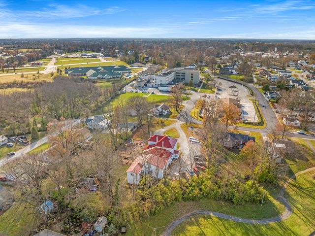 380 Amsden Avenue, Versailles, KY 40383