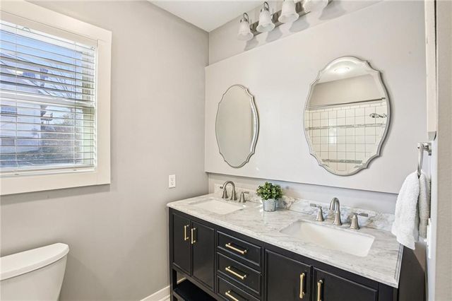 1400 E 28 Street, Kansas City, MO 64109