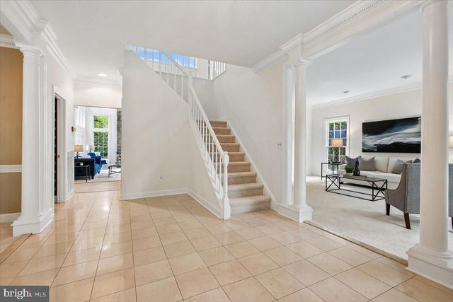 309 SPRINGWOOD CT NE, Vienna, VA 22180