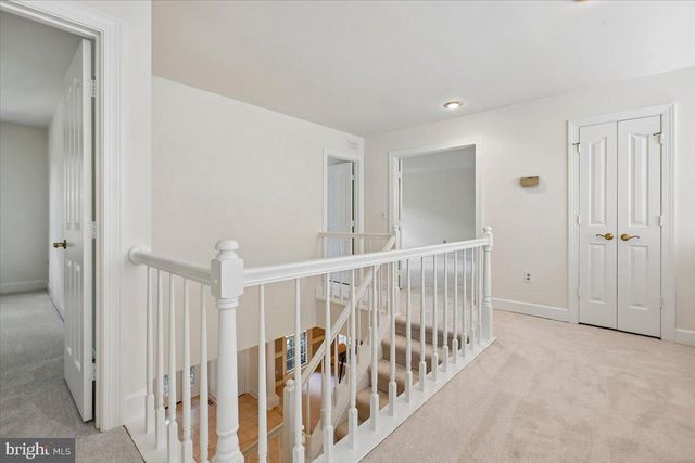 309 SPRINGWOOD CT NE, Vienna, VA 22180