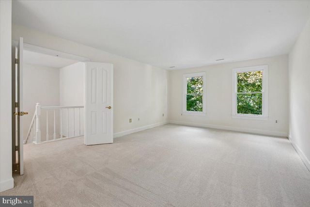 309 SPRINGWOOD CT NE, Vienna, VA 22180