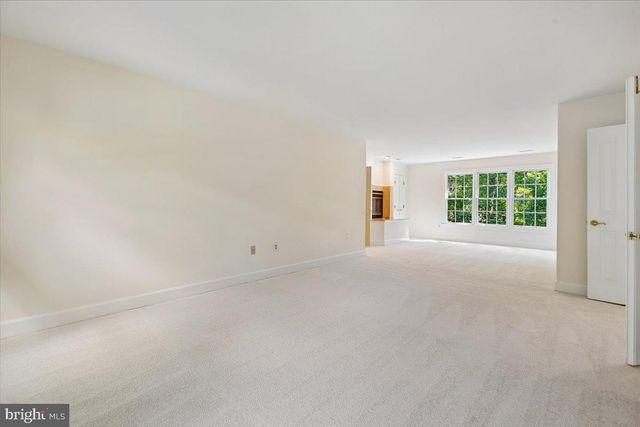 309 SPRINGWOOD CT NE, Vienna, VA 22180