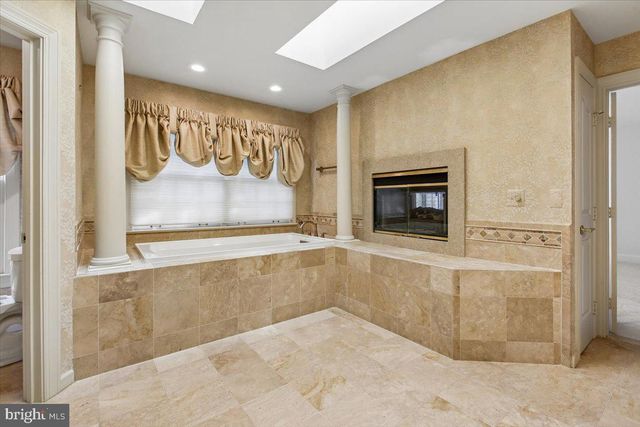 309 SPRINGWOOD CT NE, Vienna, VA 22180