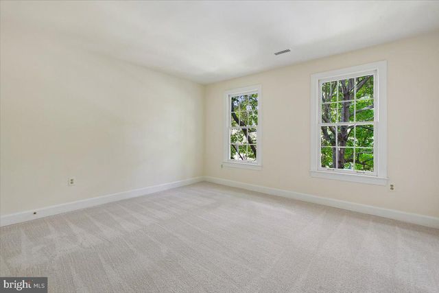 309 SPRINGWOOD CT NE, Vienna, VA 22180