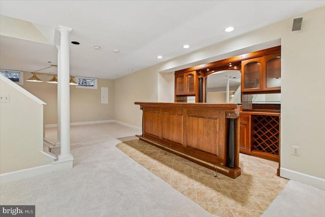309 SPRINGWOOD CT NE, Vienna, VA 22180