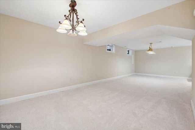 309 SPRINGWOOD CT NE, Vienna, VA 22180