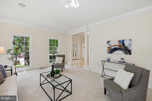 309 SPRINGWOOD CT NE, Vienna, VA 22180