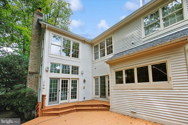 309 SPRINGWOOD CT NE, Vienna, VA 22180