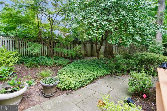 309 SPRINGWOOD CT NE, Vienna, VA 22180