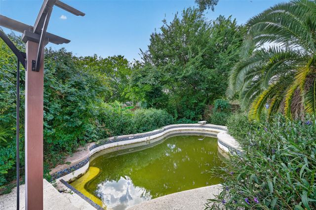 810 Marne Lane, Houston, TX 77090