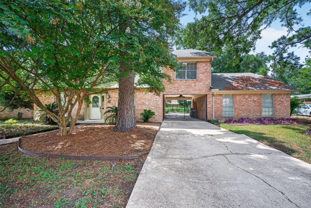 810 Marne Lane, Houston, TX 77090
