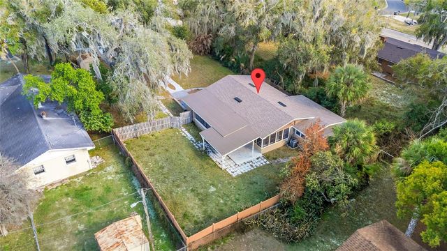 1244 LAKE AVENUE, Clermont, FL 34711