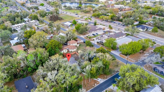 1244 LAKE AVENUE, Clermont, FL 34711