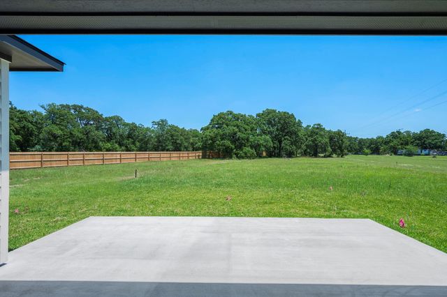 5074 County Road 128, Iola, TX 77861