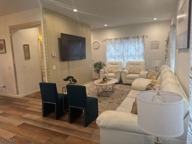 158 Woodland Ave, Ewing Twp., NJ 08638