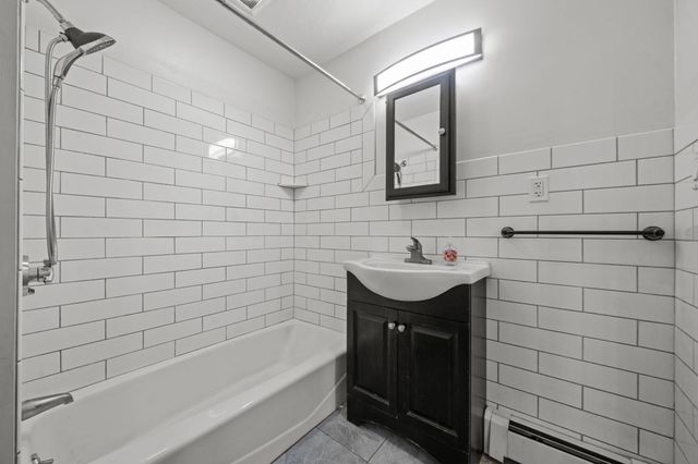 52 Forest Park Rd, Woburn, MA 01801