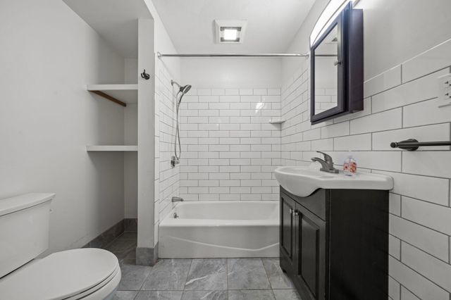 52 Forest Park Rd, Woburn, MA 01801