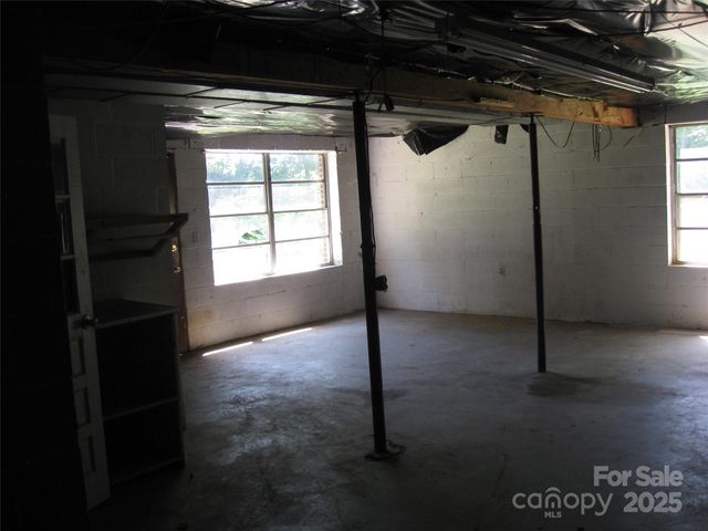 214 Palmer Street, Lenoir, NC 28645