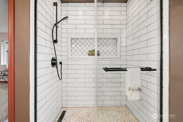 12935 NE 71st Street, Kirkland, WA 98033