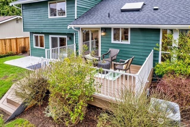 12935 NE 71st Street, Kirkland, WA 98033