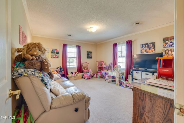 1001 Sunny Place, Kingsport, TN 37660