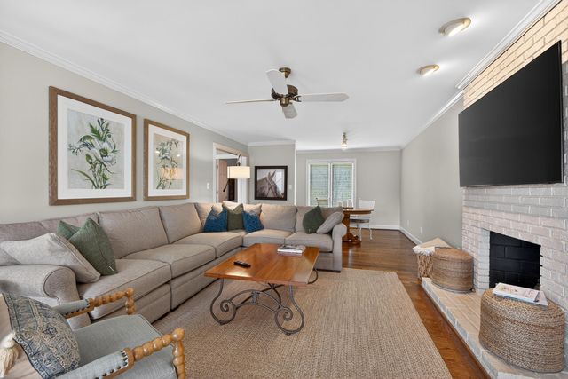 4978 Hartland Parkway, Lexington, KY 40515