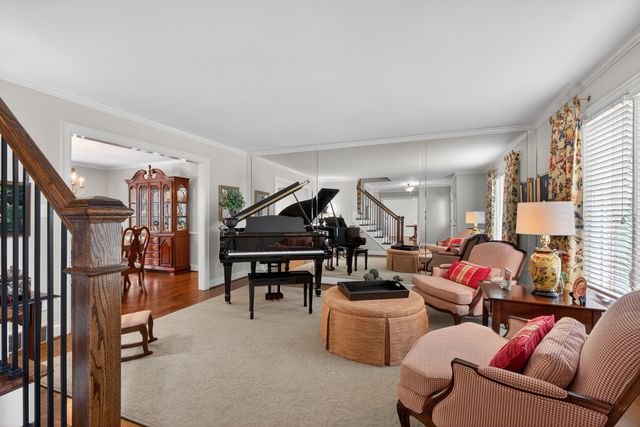 4978 Hartland Parkway, Lexington, KY 40515