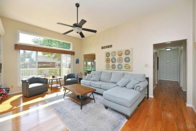 960 Tarragon Lane, Miami Twp, OH 45150