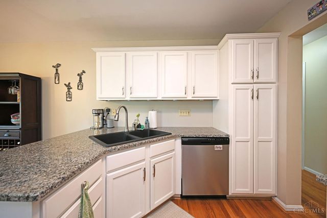960 Tarragon Lane, Miami Twp, OH 45150