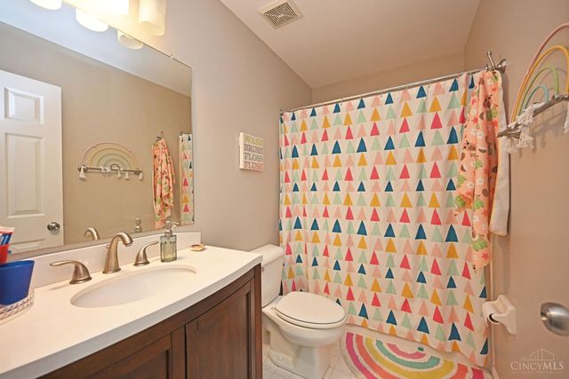 960 Tarragon Lane, Miami Twp, OH 45150