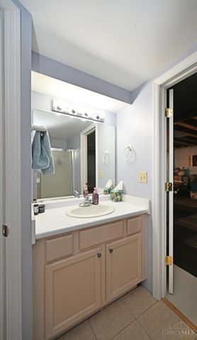 960 Tarragon Lane, Miami Twp, OH 45150