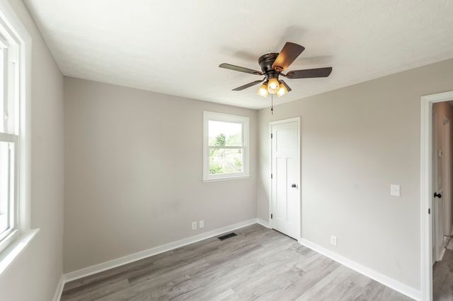 709 Perry Dr, Springfield, TN 37172