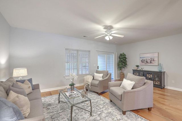 1733 Wyngate Circle, Mount Pleasant, SC 29466