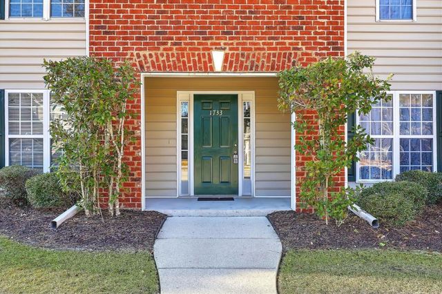 1733 Wyngate Circle, Mount Pleasant, SC 29466