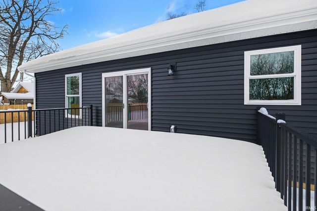 57006 Ash Road, Osceola, IN 46561