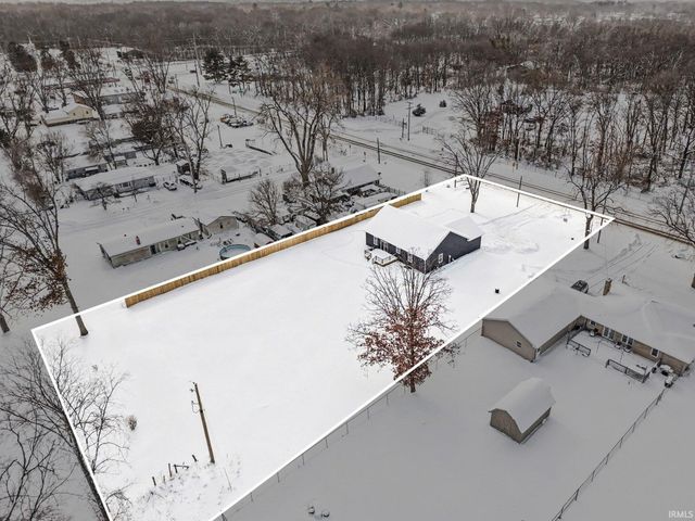 57006 Ash Road, Osceola, IN 46561