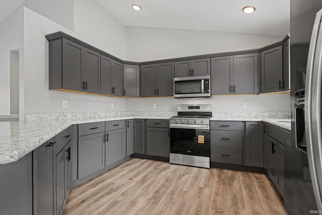 57006 Ash Road, Osceola, IN 46561