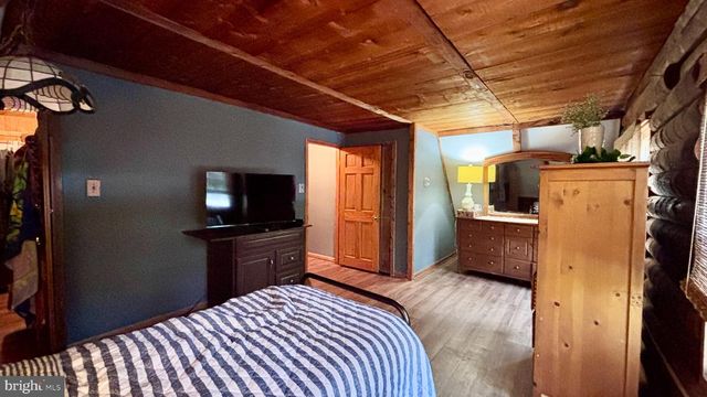 317 ELBO LN, Mount Laurel, NJ 08054
