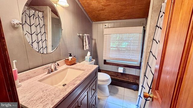 317 ELBO LN, Mount Laurel, NJ 08054