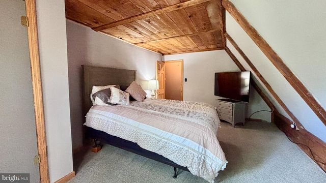 317 ELBO LN, Mount Laurel, NJ 08054