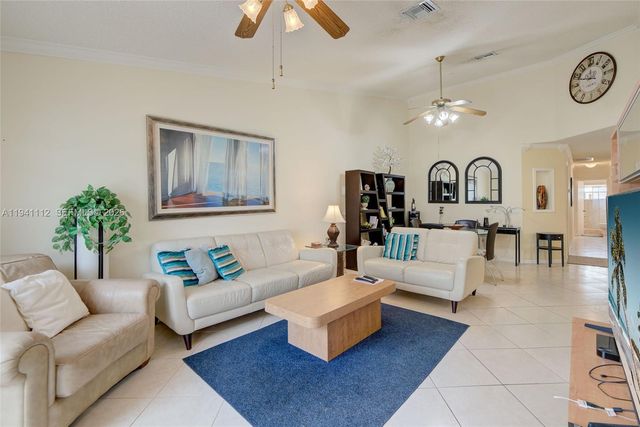 1248 W Lakes Dr 1248, Deerfield Beach, FL 33442