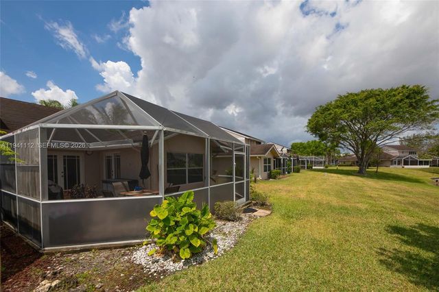 1248 W Lakes Dr 1248, Deerfield Beach, FL 33442