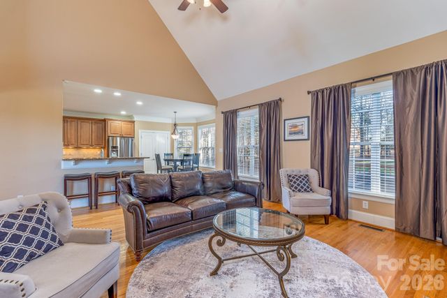 700 Waterford Glen Way, Rock Hill, SC 29730