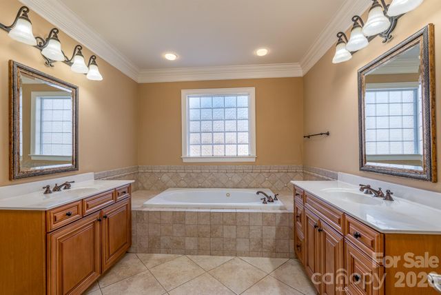 700 Waterford Glen Way, Rock Hill, SC 29730