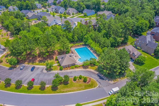 700 Waterford Glen Way, Rock Hill, SC 29730