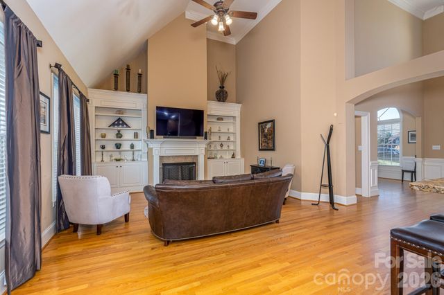 700 Waterford Glen Way, Rock Hill, SC 29730